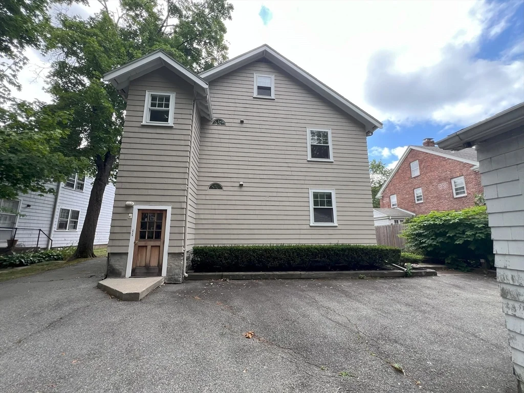 2 bed, 1 bath apartment for rent at 19 Maple St Unit 19, Auburndale — photo 16 of 30