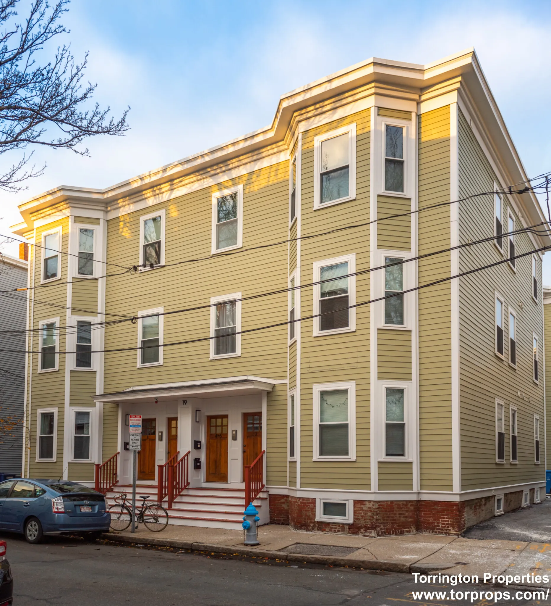 3 bed, 2 bath apartment for rent at 19 Marney St Unit 4, Wellington-Harrington — photo 32 of 38