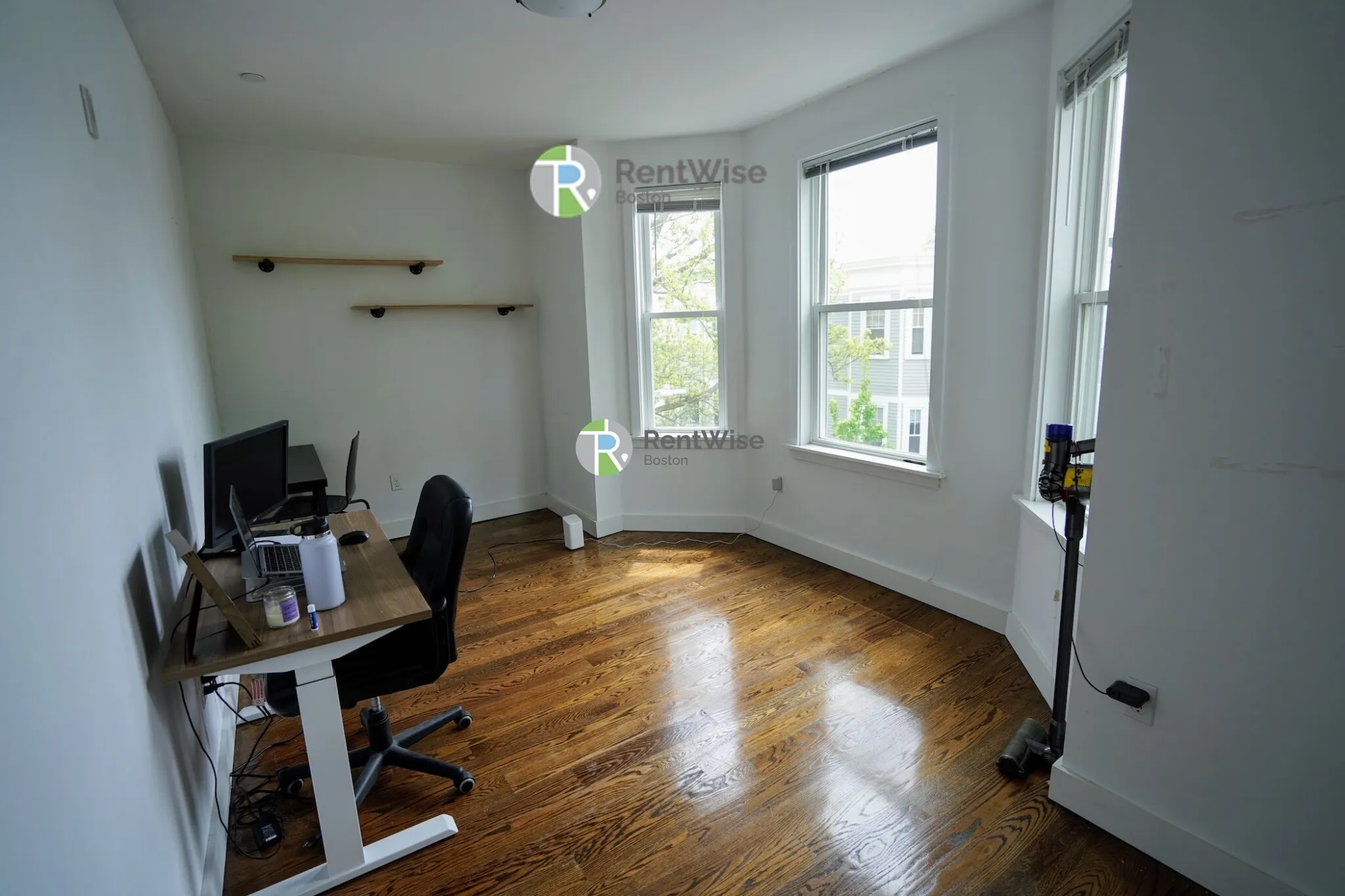 3 bed, 2 bath apartment for rent at 19 Marney St Unit 4, Wellington-Harrington — photo 15 of 38