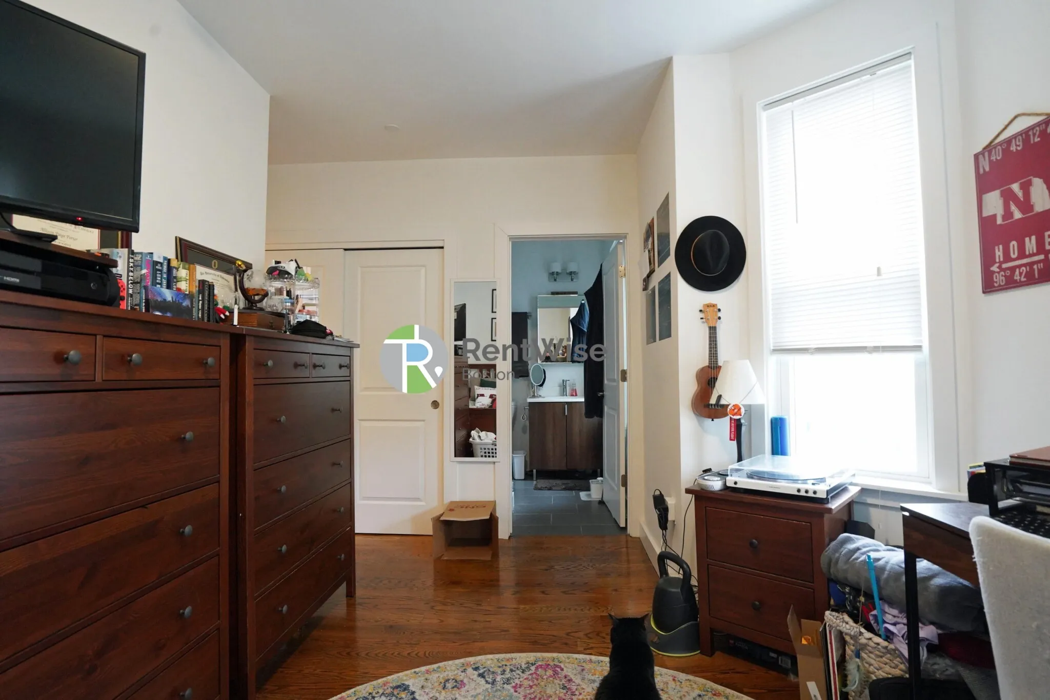 3 bed, 2 bath apartment for rent at 19 Marney St Unit 5, Wellington-Harrington — photo 23 of 41