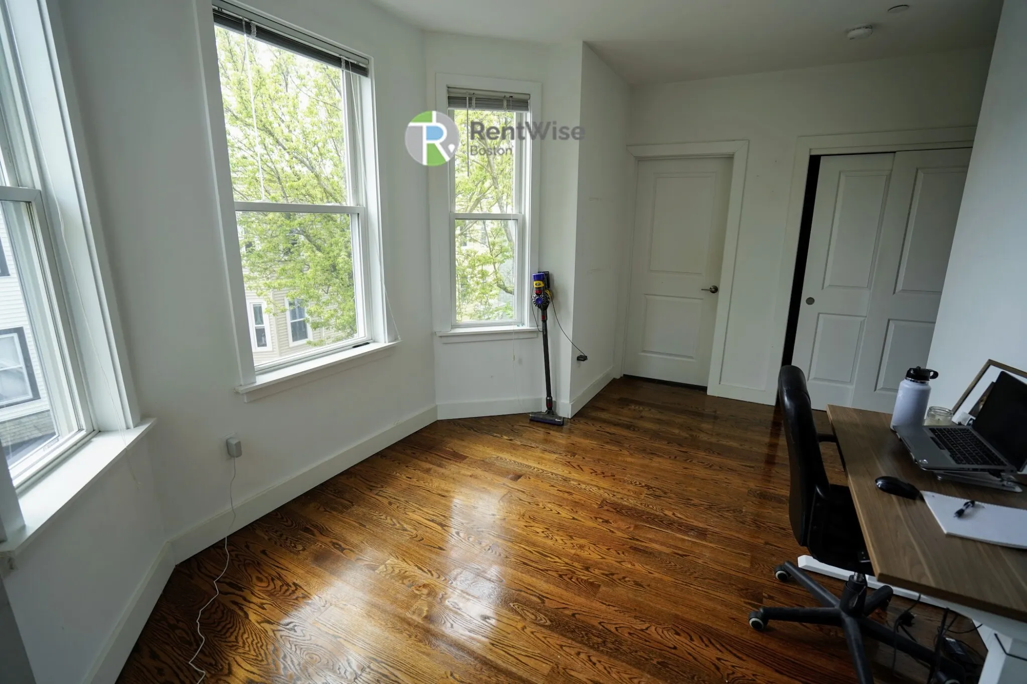 3 bed, 2 bath apartment for rent at 19 Marney St Unit 6, Wellington-Harrington — photo 18 of 38