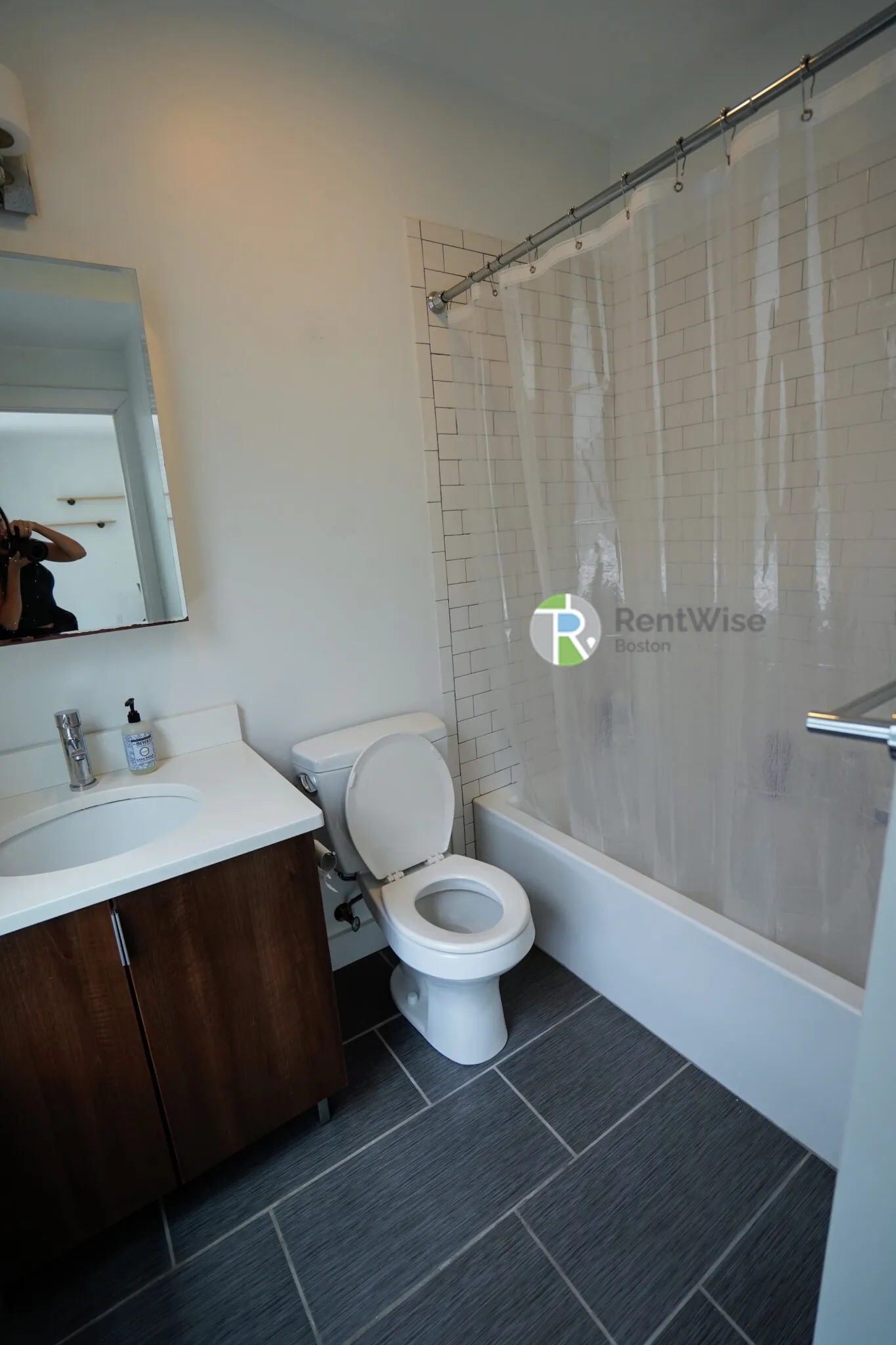 3 bed, 2 bath apartment for rent at 19 Marney St Unit 6, Wellington-Harrington — photo 19 of 38