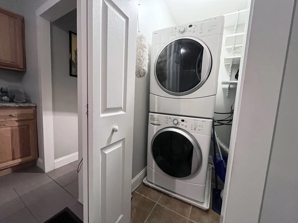 2 bed, 1 bath apartment for rent at 19 Marshall St Unit 1, Winter Hill — photo 18 of 24