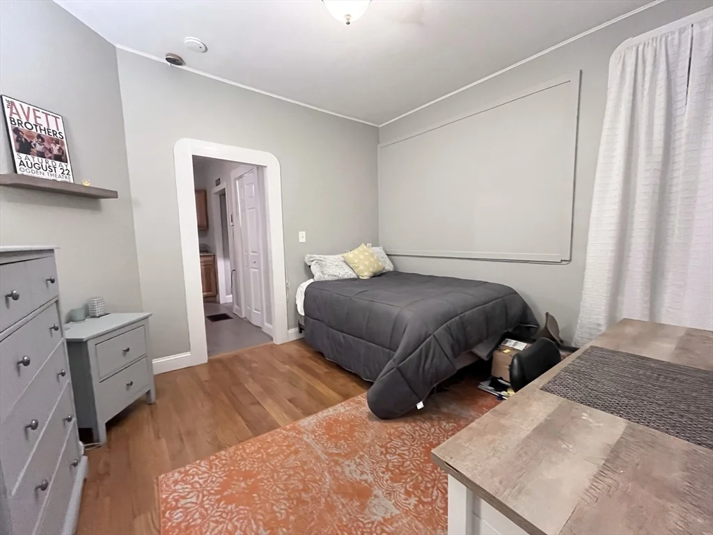 2 bed, 1 bath apartment for rent at 19 Marshall St Unit 1, Winter Hill — photo 11 of 24