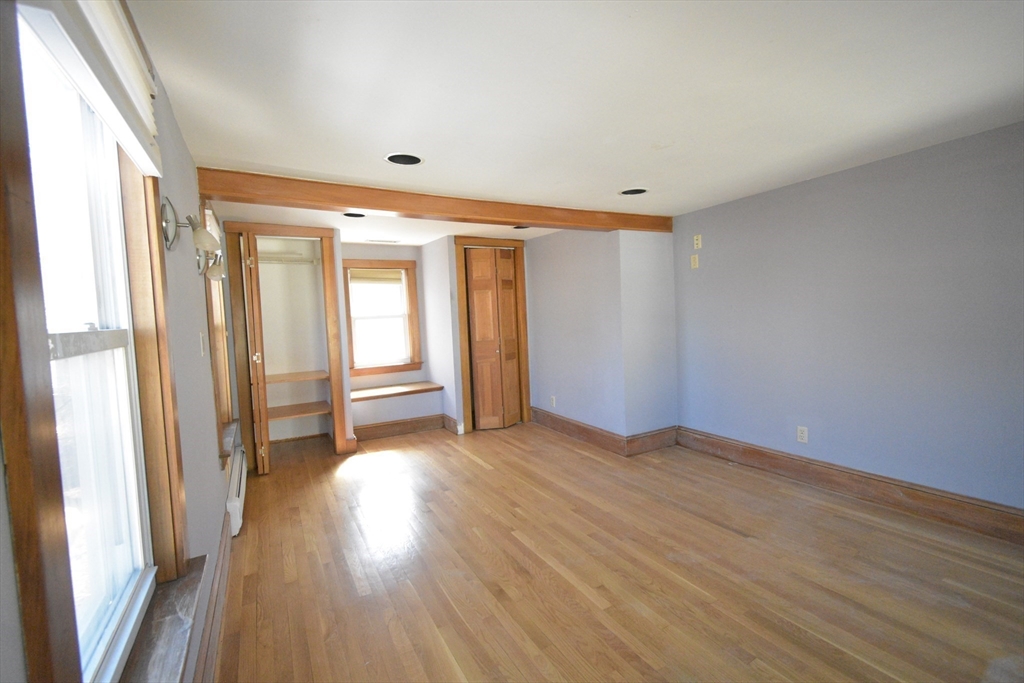 3 bed, 1 bath apartment for rent at 19 Mason St Unit 2, Boston — photo 7 of 13