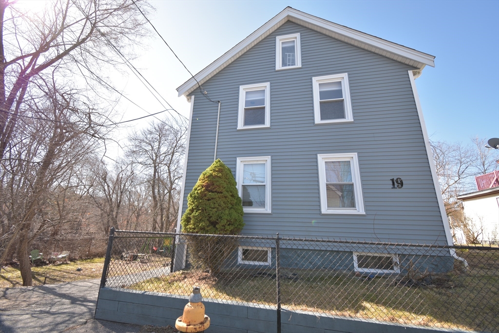 3 bed, 1 bath apartment for rent at 19 Mason St Unit 2, Boston