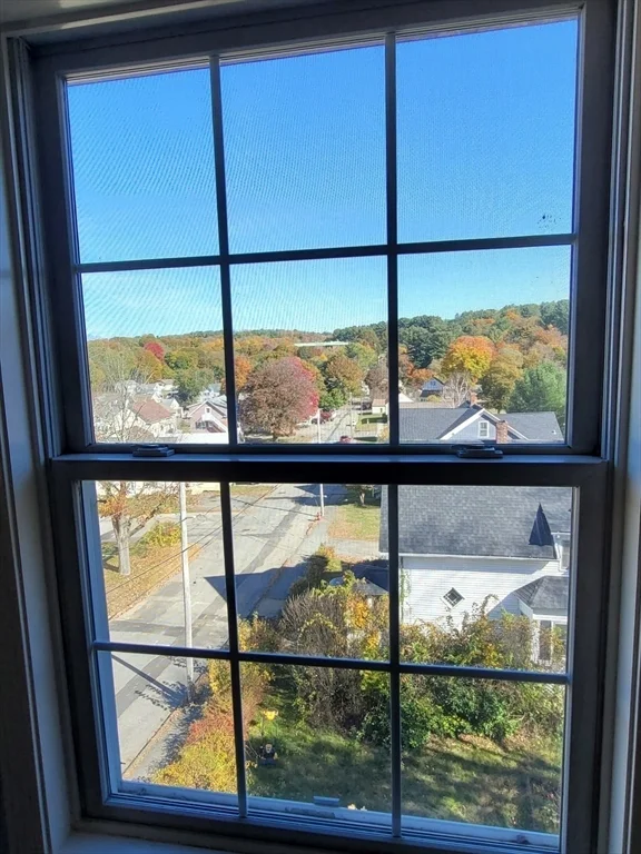 3 bed, 1 bath apartment for rent at 19 Mcdonald St Unit 3, Spencer — photo 8 of 18