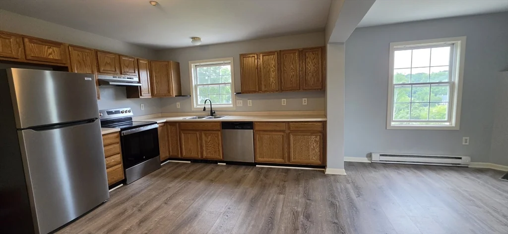 3 bed, 1 bath apartment for rent at 19 Mcdonald St Unit 3, Spencer — photo 5 of 18