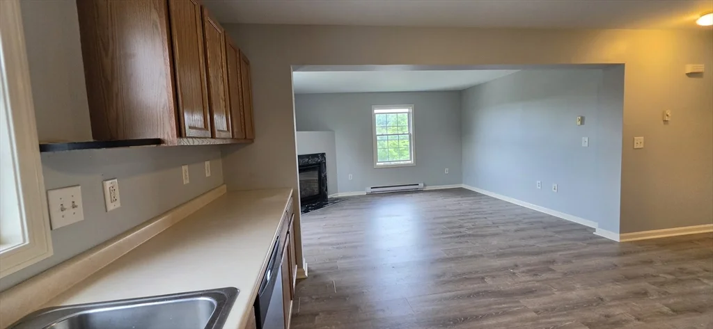 3 bed, 1 bath apartment for rent at 19 Mcdonald St Unit 3, Spencer — photo 7 of 18