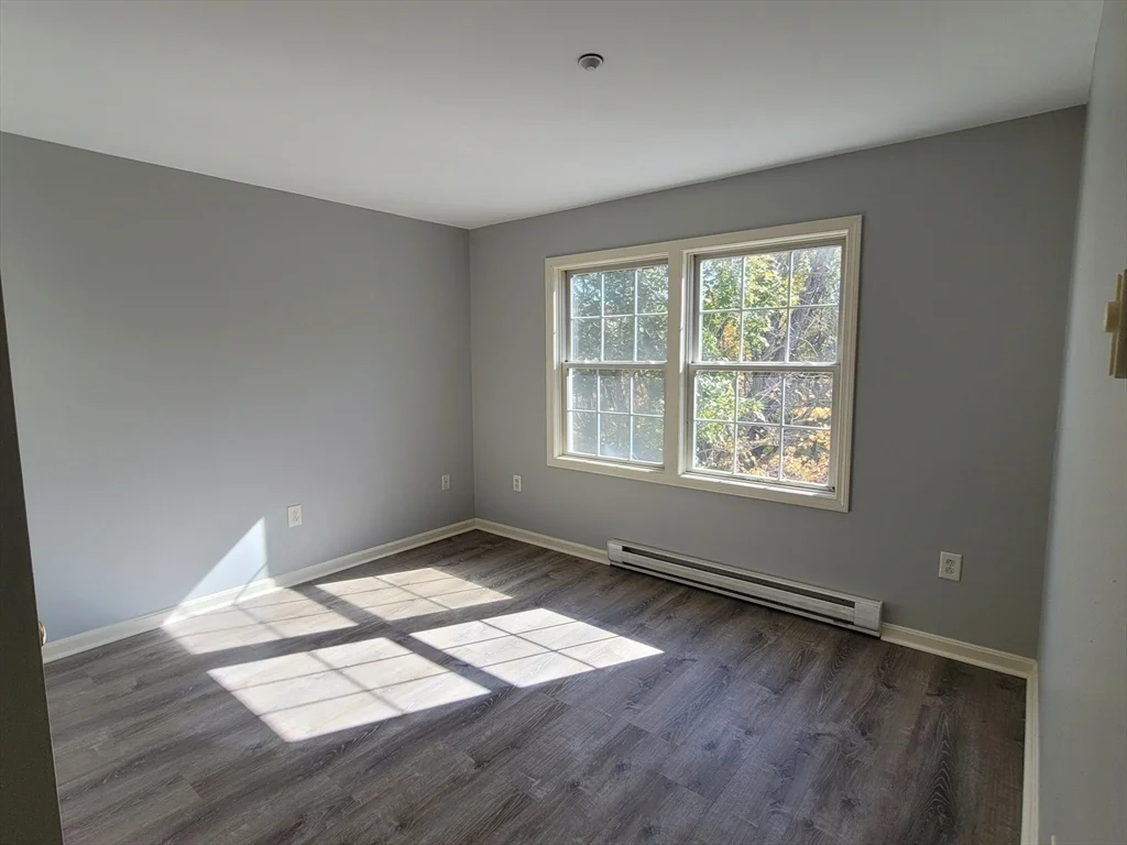 3 bed, 1 bath apartment for rent at 19 Mcdonald St Unit 3, Spencer — photo 13 of 18