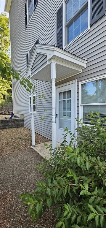 2 bed, 1 bath apartment for rent at 19 Mcdonald St Unit B, Spencer — photo 12 of 13