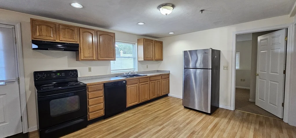 2 bed, 1 bath apartment for rent at 19 Mcdonald St Unit B, Spencer — photo 2 of 13