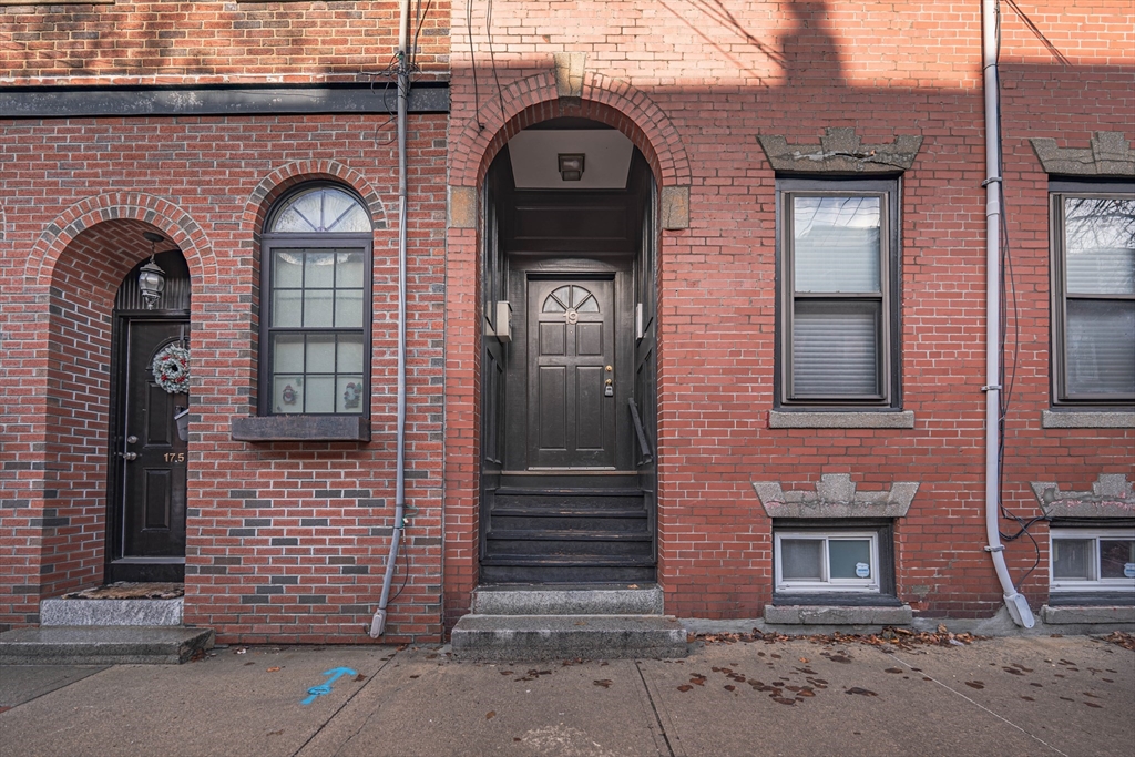 1 bed, 1 bath apartment for rent at 19 Medford St Unit 3, Chelsea — photo 12 of 25