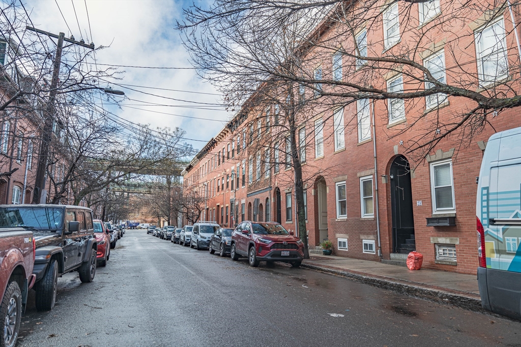 1 bed, 1 bath apartment for rent at 19 Medford St Unit 3, Chelsea — photo 14 of 25
