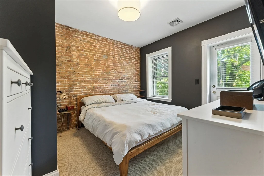 1 bed, 1 bath apartment for rent at 19 Medford St Unit U2, Chelsea — photo 14 of 26