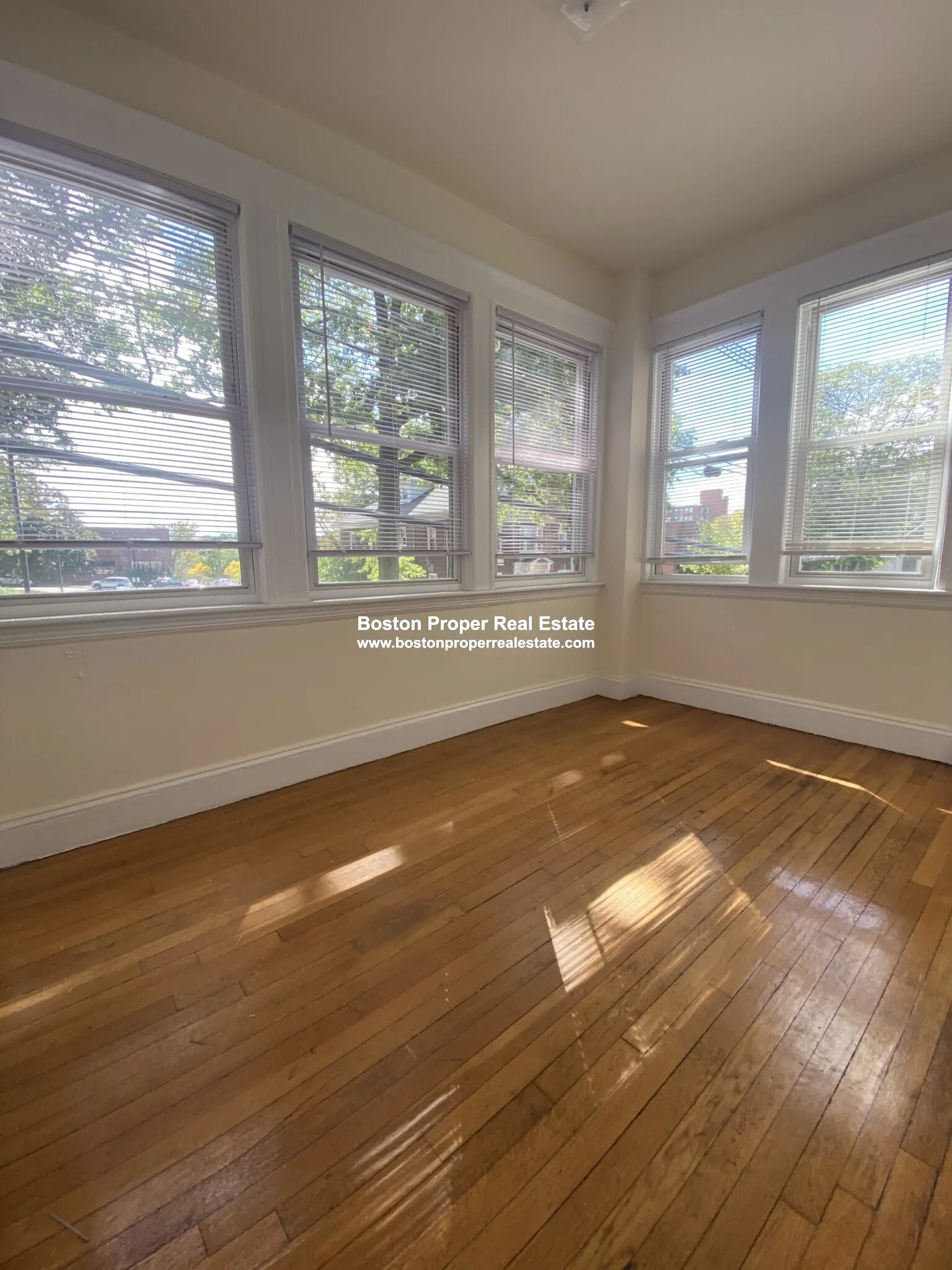 3 bed, 1 bath apartment for rent at 19 Melvin Ave Unit 14, Brighton — photo 13 of 22
