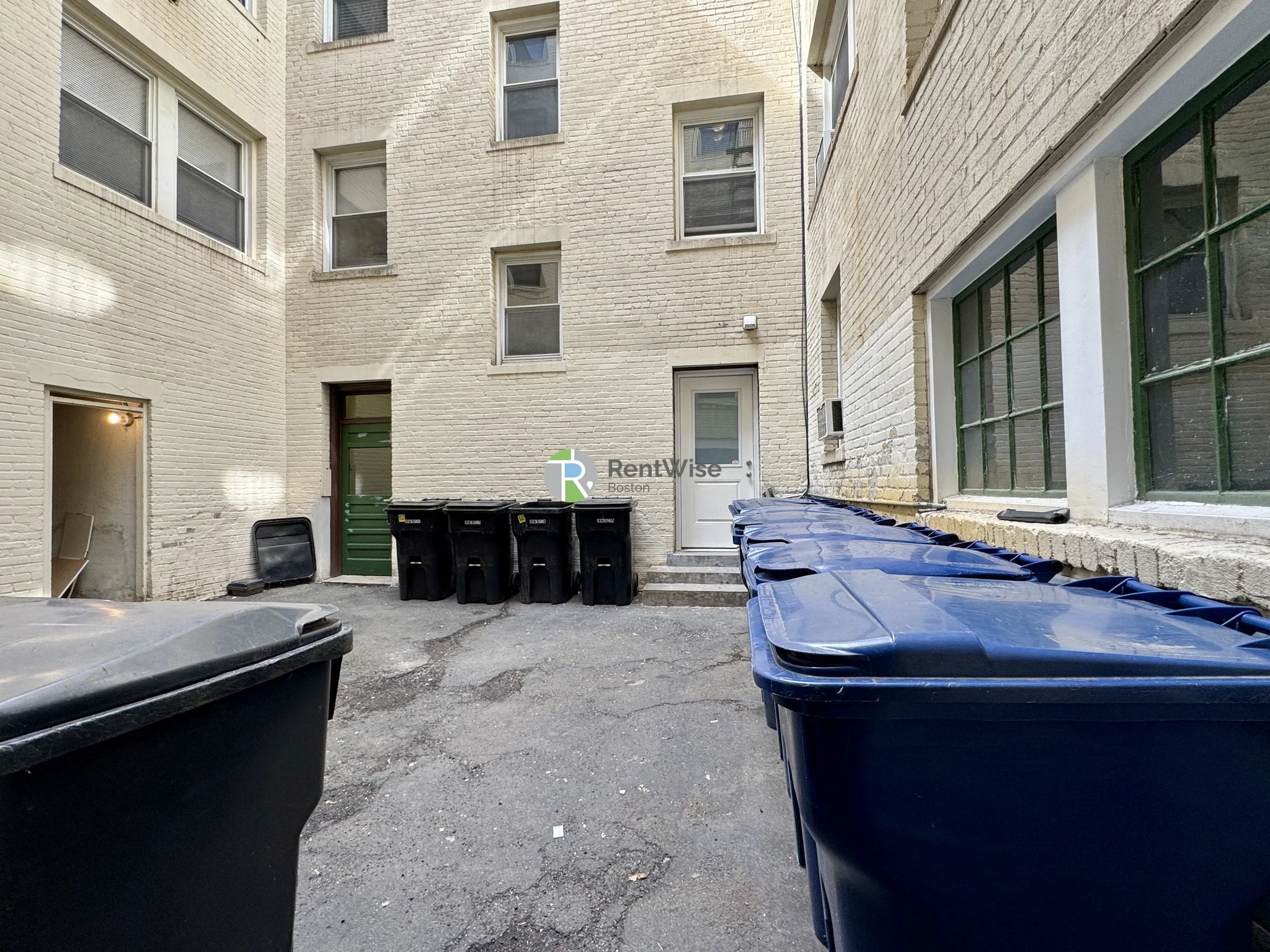 3 bed, 1 bath apartment for rent at 19 Melvin Ave Unit 4, Brighton — photo 28 of 28