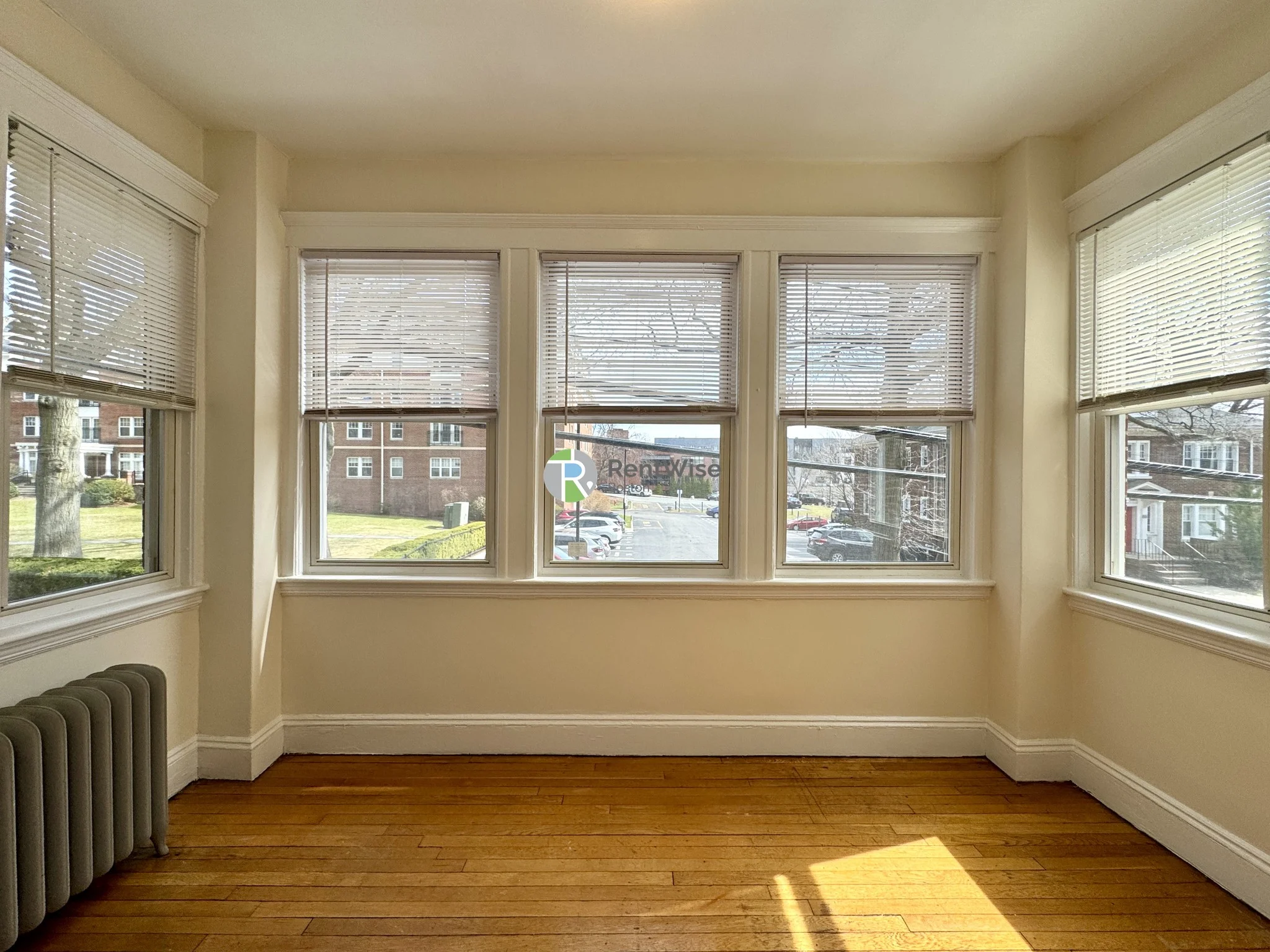 3 bed, 1 bath apartment for rent at 19 Melvin Ave Unit 4, Brighton — photo 14 of 28