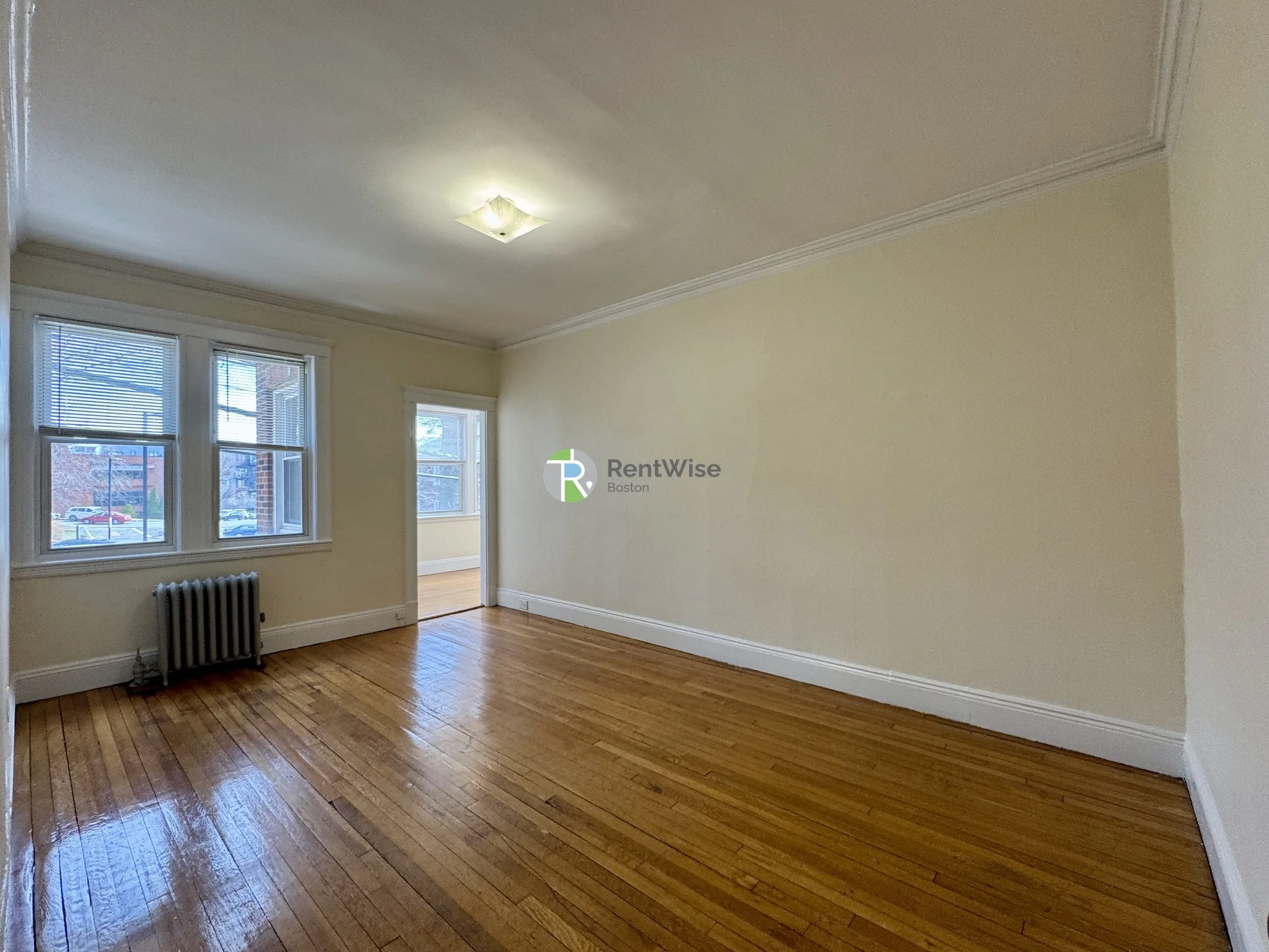 3 bed, 1 bath apartment for rent at 19 Melvin Ave Unit 4, Brighton — photo 3 of 28