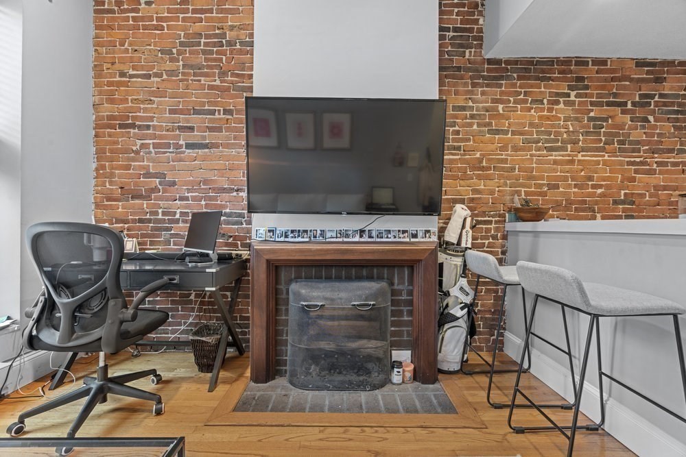 1 bed, 1 bath apartment for rent at 19 Milford St Unit 2, South End — photo 4 of 16