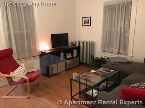 2 bed, 1 bath apartment for rent at 19 Miller Ave Unit 2, North Cambridge — photo 2 of 13