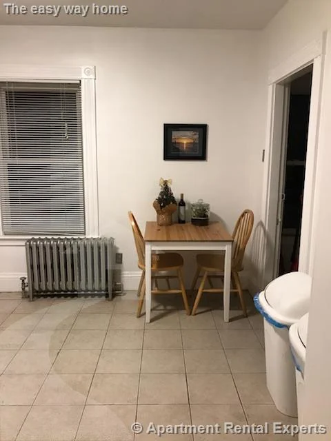 2 bed, 1 bath apartment for rent at 19 Miller Ave Unit 2, North Cambridge — photo 4 of 13