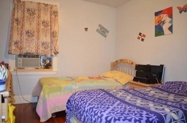 3 bed, 1 bath apartment for rent at 19 Montfern Ave Unit 3, Brighton — photo 11 of 12