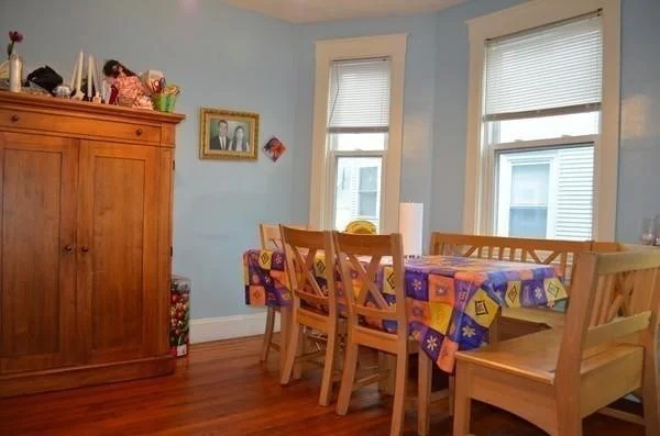 3 bed, 1 bath apartment for rent at 19 Montfern Ave Unit 3, Brighton — photo 6 of 12