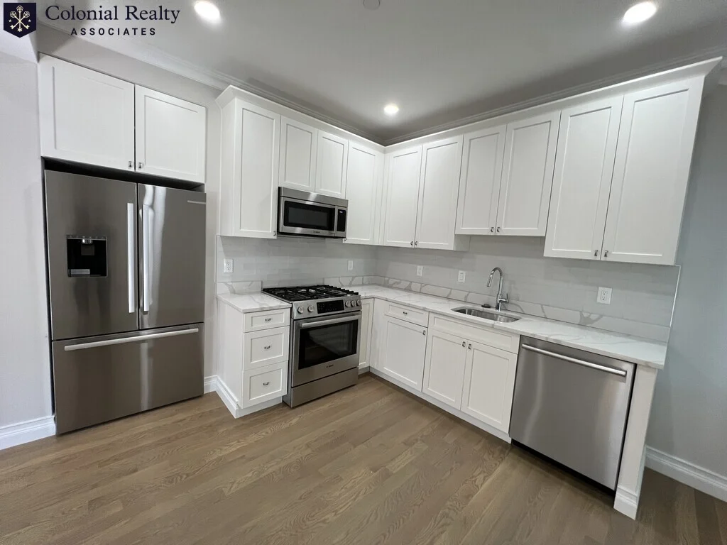 2 bed, 1 bath apartment for rent at 19 Mount Hood Rd Unit 13, Brighton — photo 5 of 12