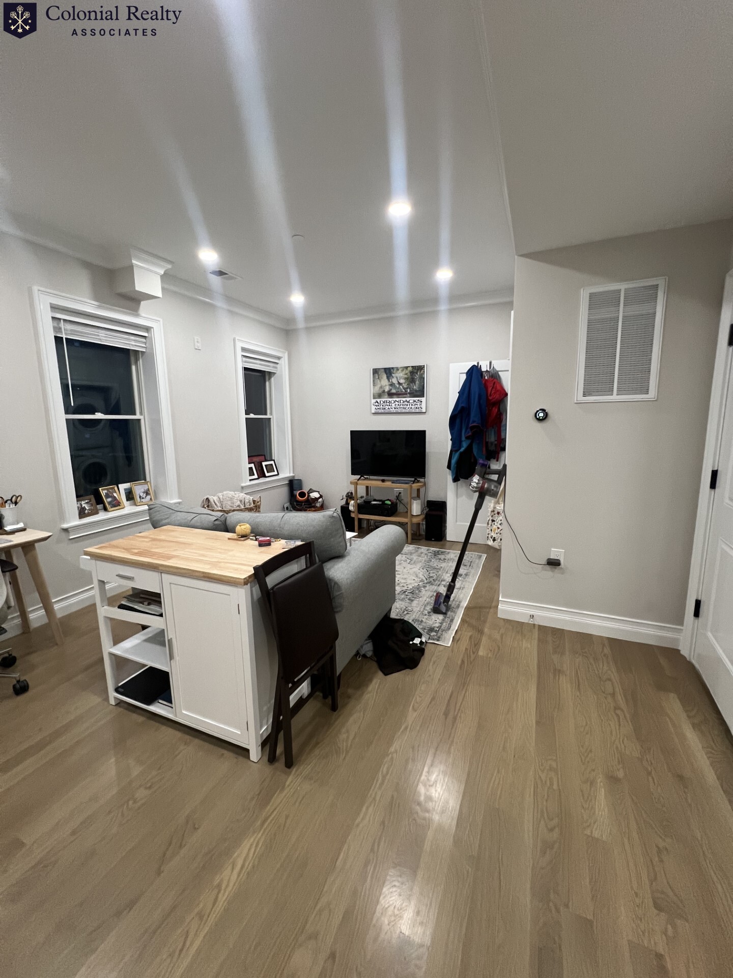 1 bed, 1 bath apartment for rent at 19 Mount Hood Rd Unit 19, Brighton — photo 6 of 10