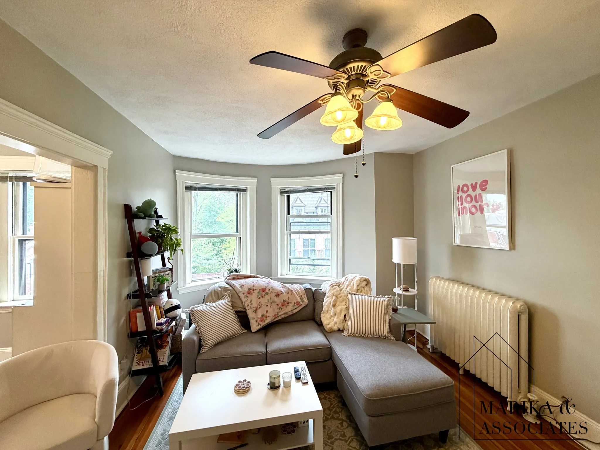 3 bed, 2 bath apartment for rent at 19 Netherlands Rd Unit 3, Riverway Island — photo 2 of 23