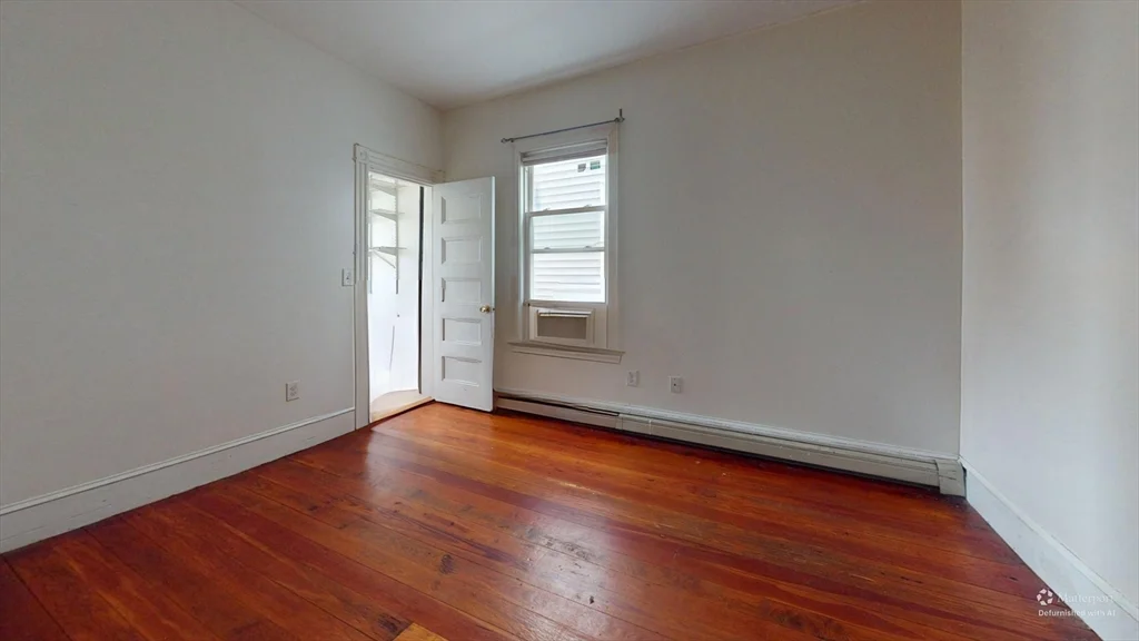 3 bed, 1 bath apartment for rent at 19 Newport Unit 2, Dorchester — photo 7 of 13