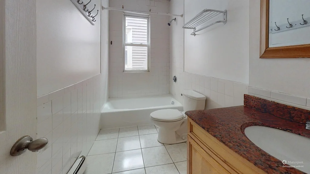 3 bed, 1 bath apartment for rent at 19 Newport Unit 2, Dorchester — photo 12 of 13