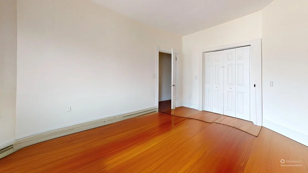 3 bed, 1 bath apartment for rent at 19 Newport Unit 2, Dorchester — photo 3 of 13