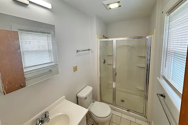 1 bed, 1 bath apartment for rent at 19 Norumbega Ter Unit 1, South Side — photo 5 of 11