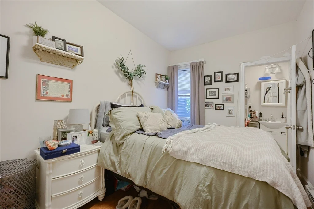 2 bed, 2 bath apartment for rent at 19 O St Unit 1, South Boston — photo 8 of 13