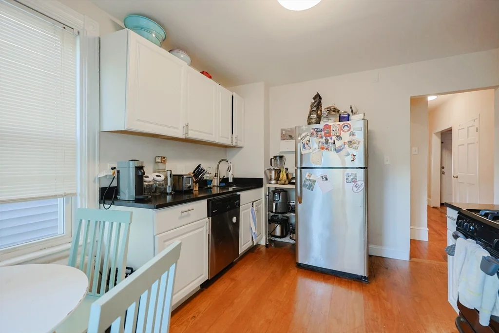2 bed, 2 bath apartment for rent at 19 O St Unit 1, South Boston — photo 2 of 13