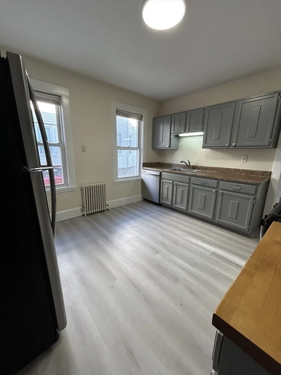 3 bed, 1 bath apartment for rent at 19 Oakland Unit 19, Watertown — photo 11 of 23
