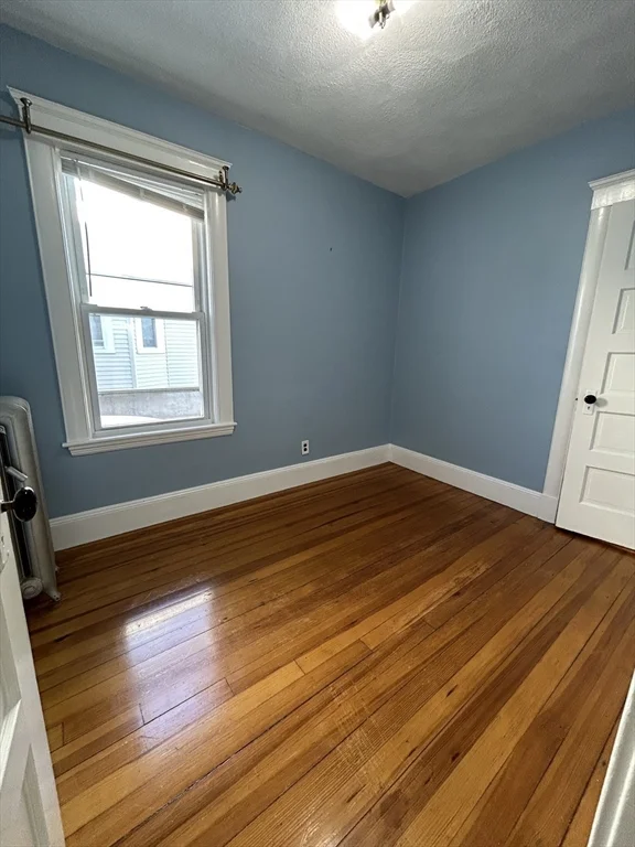 3 bed, 1 bath apartment for rent at 19 Oakland Unit 19, Watertown — photo 16 of 23