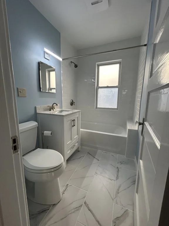 3 bed, 1 bath apartment for rent at 19 Oakland Unit 19, Watertown — photo 15 of 23