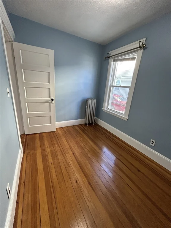 3 bed, 1 bath apartment for rent at 19 Oakland Unit 19, Watertown — photo 17 of 23