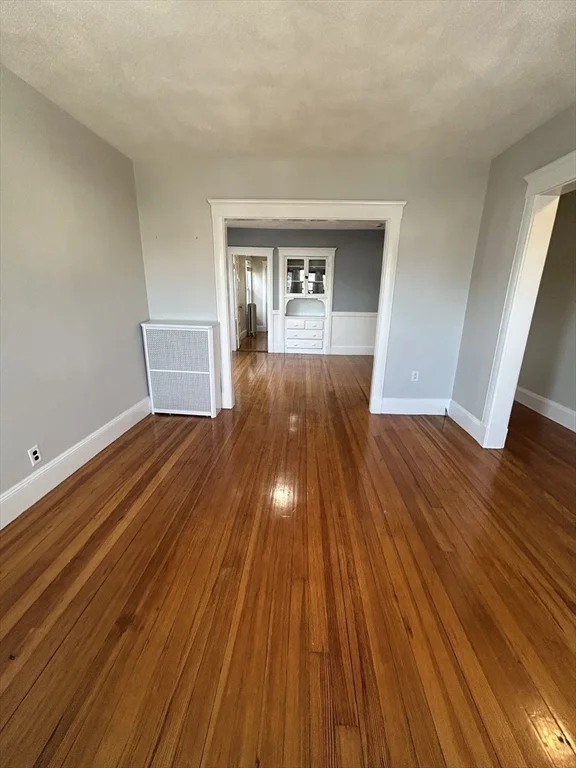 3 bed, 1 bath apartment for rent at 19 Oakland Unit 19, Watertown — photo 2 of 23
