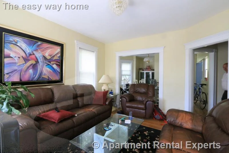 3 bed, 1 bath apartment for rent at 19 Park Ave Unit 2, Davis Square — photo 5 of 18