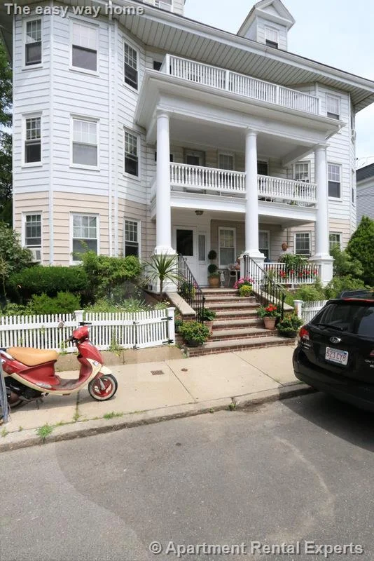 3 bed, 1 bath apartment for rent at 19 Park Ave Unit 2, Davis Square — photo 15 of 18