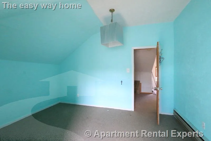 5 bed, 2 bath apartment for rent at 19 Park Ave Unit 3, Davis Square — photo 23 of 26