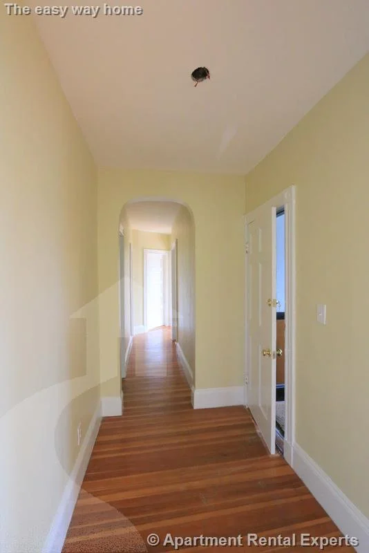5 bed, 2 bath apartment for rent at 19 Park Ave Unit 3, Davis Square — photo 7 of 26