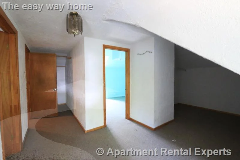 5 bed, 2 bath apartment for rent at 19 Park Ave Unit 3, Davis Square — photo 24 of 26