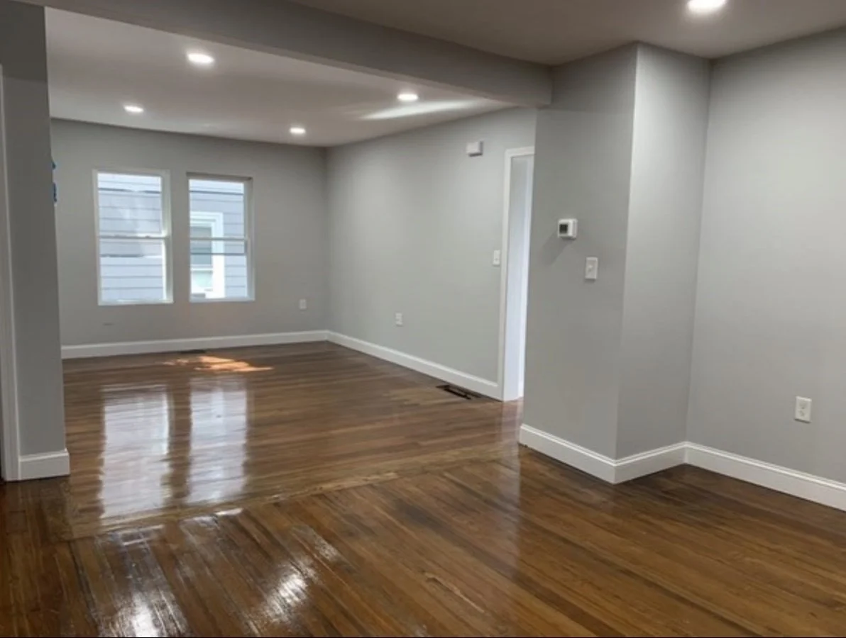 3 bed, 1 bath apartment for rent at 19 Park Unit 1, Salem — photo 5 of 10