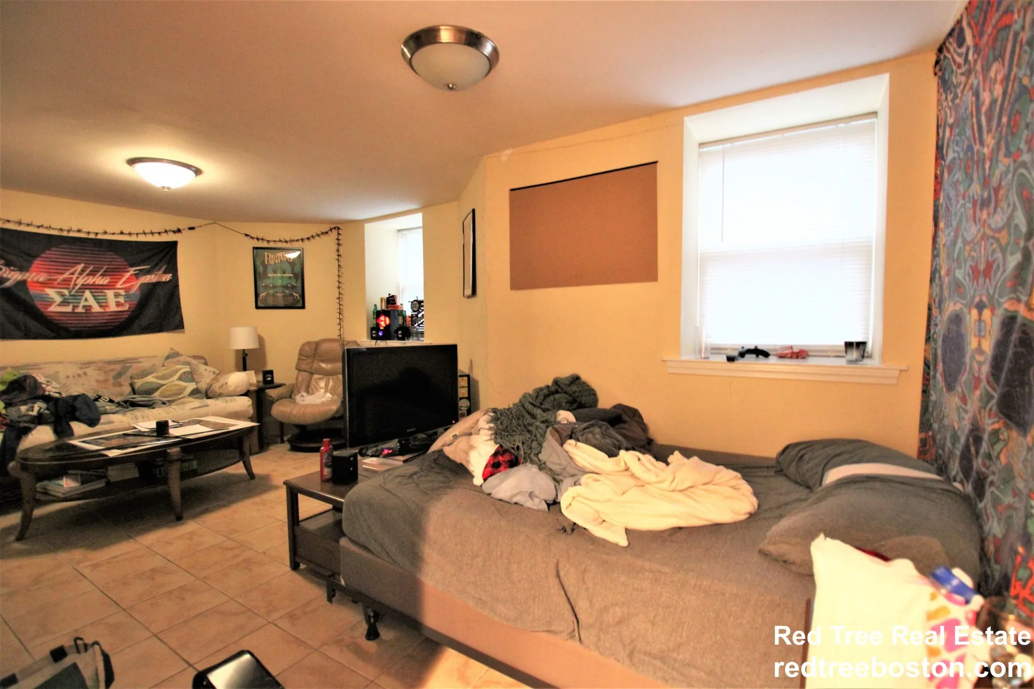 6 bed, 2 bath apartment for rent at 19 Parker Hill Ave Unit 1, Mission Hill — photo 20 of 33