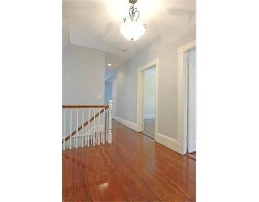 6 bed, 2 bath apartment for rent at 19 Parker Hill Ave Unit 1A, Coolidge Corner — photo 5 of 20